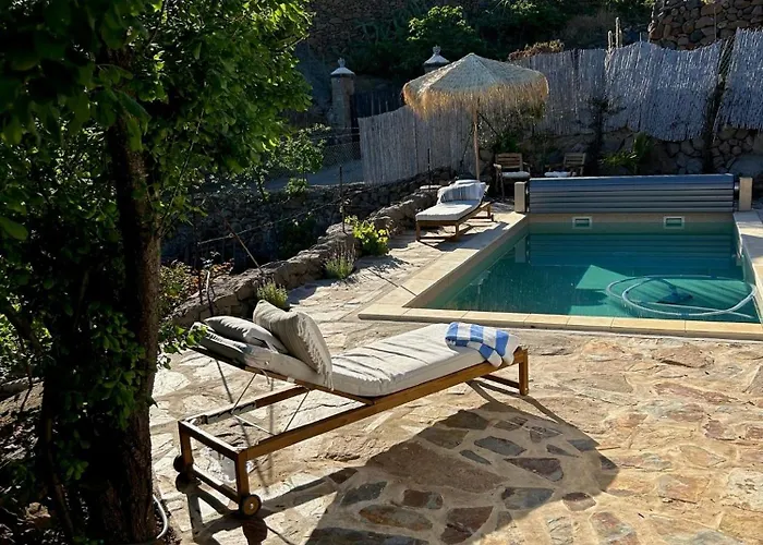 Semesterbostad Rosas Maerchenhafte Mit Pool *