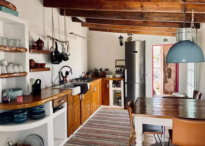 Semesterbostad Rosas Maerchenhafte Mit Pool *