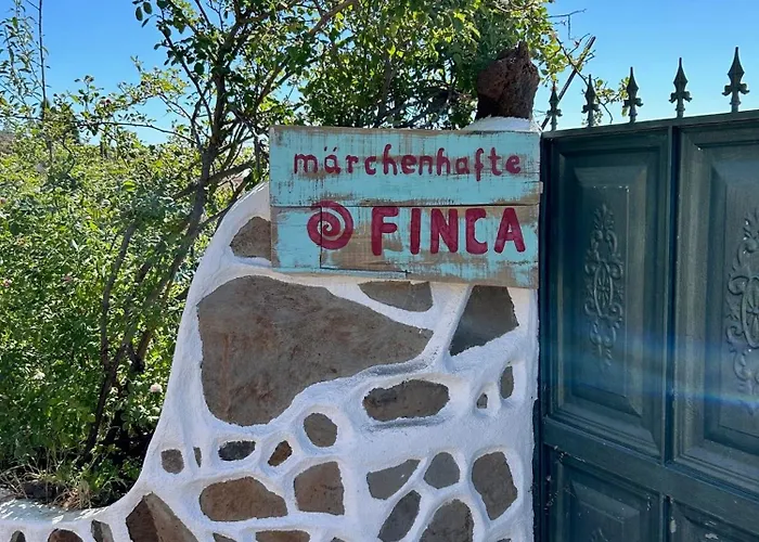 Rosas Maerchenhafte Mit Pool *